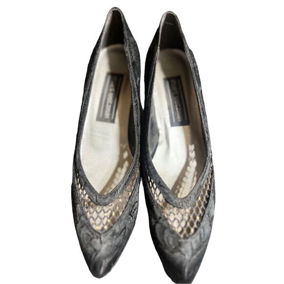 Stuart Weitzman Vintage Black Brocade Satin Pumps Size 8AA - Picture 1 of 4